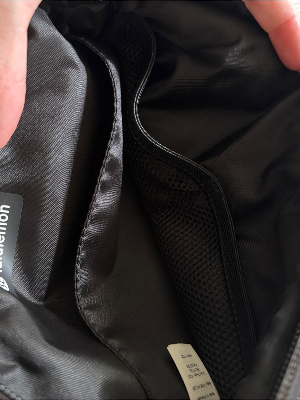 Lululemon City Adventurer Crossbody Bag - Picture 7 of 7